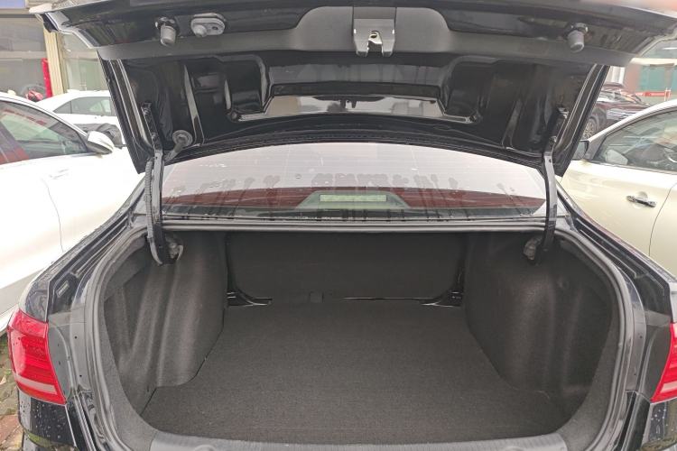 Used Volkswagen Lavida 2017 1.6L Automatic Fashion Edition
