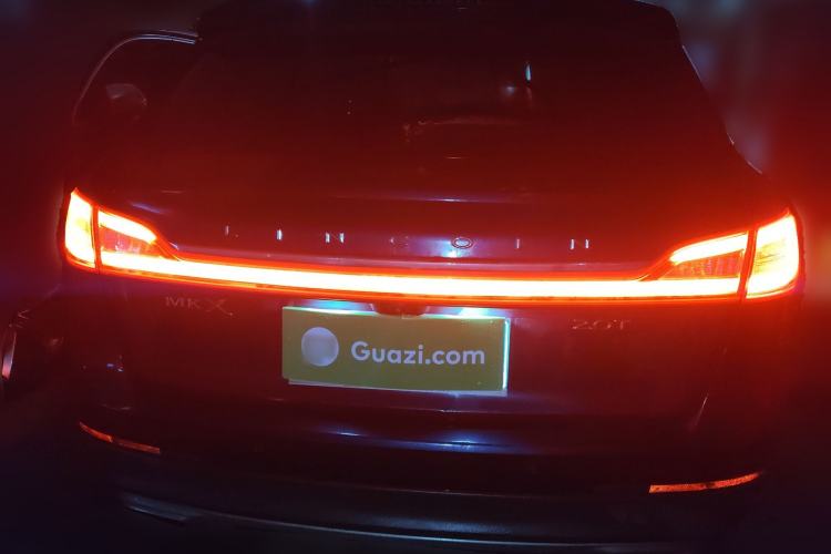 Used Lincoln MKX 2017 2.0T Two-Wheel Drive Deluxe Edition
