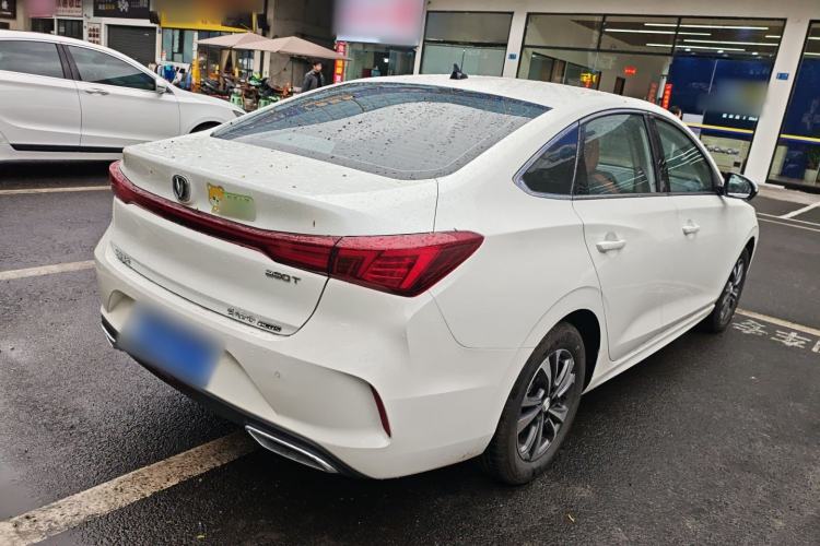 Used CHANGAN Eado 2023 Changan Edition PLUS Blue Whale NE 1.4T GDI DCT Prestige Version
