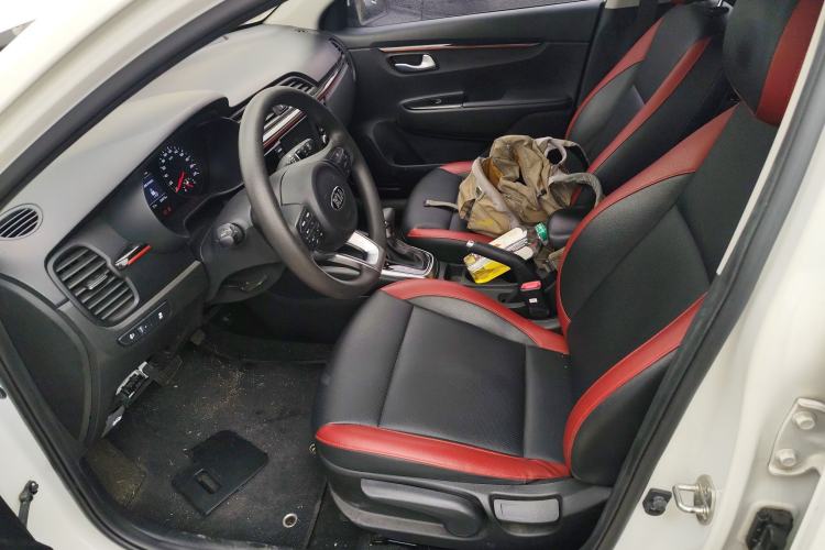 Used Kia KX Cross 2017 1.4L AT GLS
