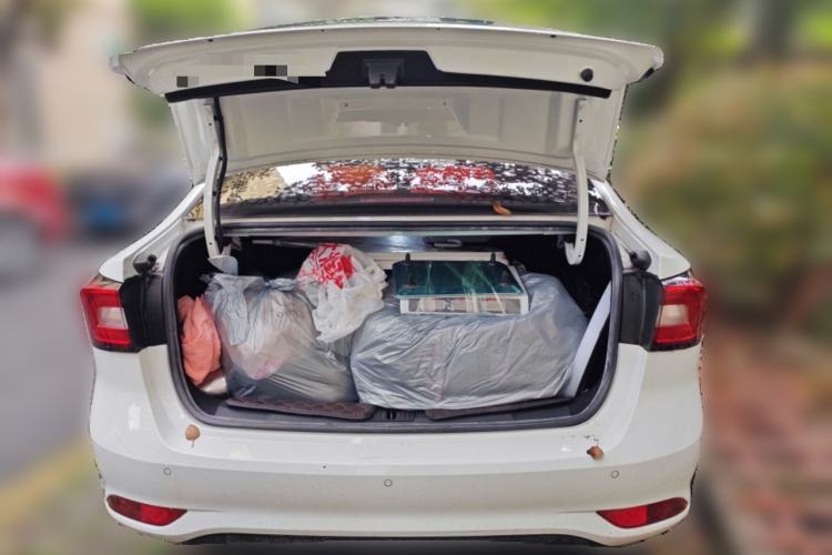 Used Roewe i5 2020 1.5L Automatic 4G Connected Linghao Edition Trunk