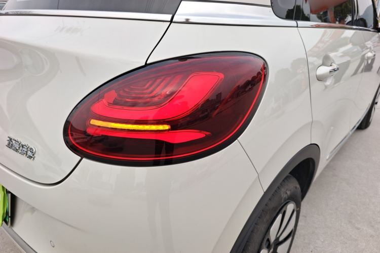 Used Wuling Bingo 2023 333 km Enjoyment Version
