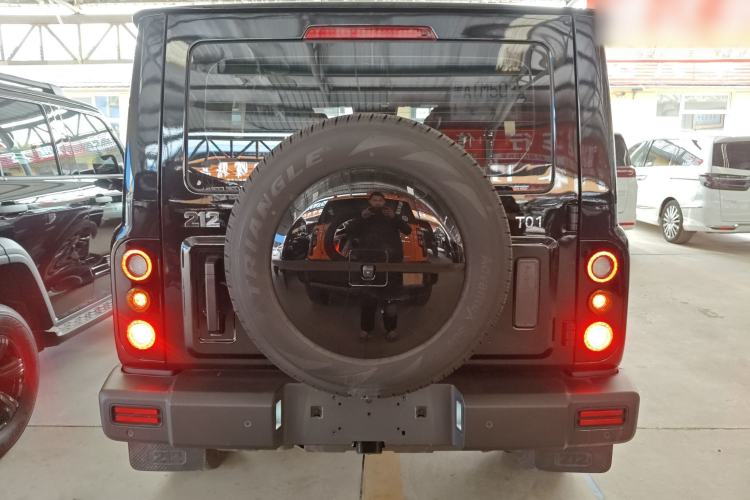 Used 212 T01 2024 2.0T Mechanic
