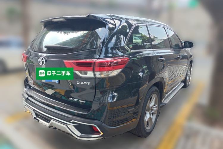 Used Toyota Highlander 2018 2.0T Four-Wheel Drive Luxury Edition 7 Seats China V Emission Standard
