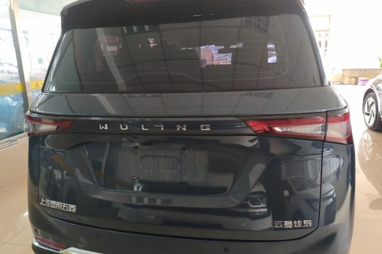 Used Wuling Jiachen 2022 1.5L Manual Light Comfort Edition