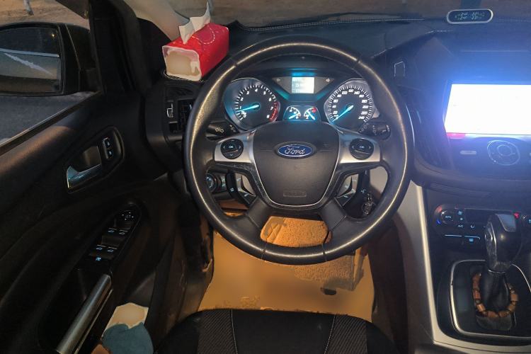 Used Ford Kuga 2013 1.6L GTDi Two-Wheel-Drive Trend Model