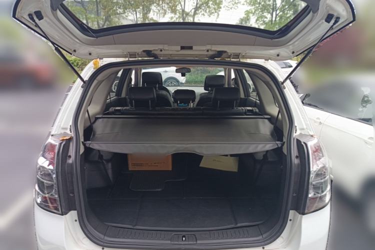 Used Chevrolet Captiva 2014 2.4L 4x4 Flagship Edition 7 Seats
