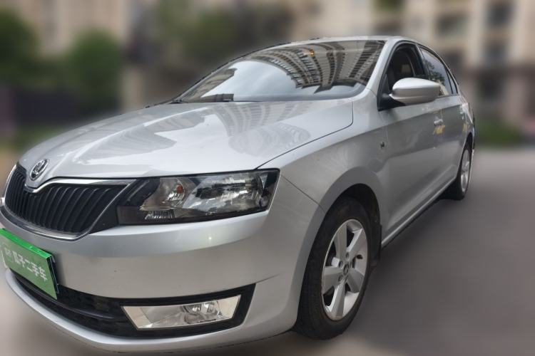 Used Skoda Rapid 2015 1.6L Manual Smart Selection Model