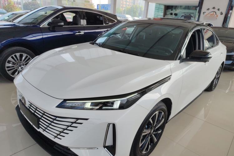 Used CHANGAN Eado 2025 Blue Whale 1.5T 500Bar Prestige Model