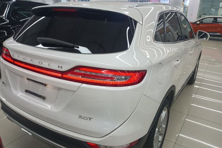 Used Lincoln MKC 2017 2.0T Two-Wheel Drive Deluxe Edition