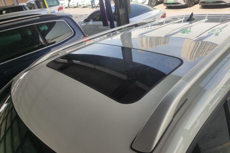 Used CHANGAN CS35PLUS 2021 Revised Version Blue Whale NE 1.4T DCT Luxury Edition Roof