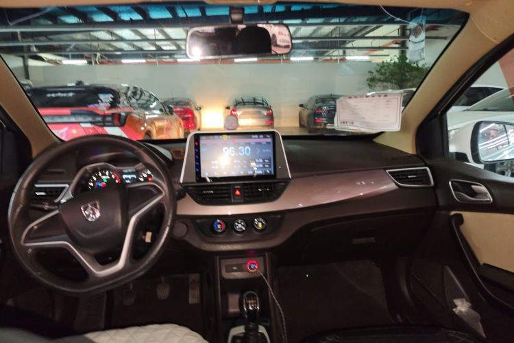 Used Baojun 310W 2017 1.5L Manual Comfort Version China V
