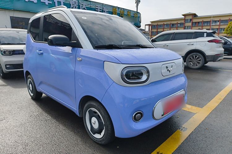 Used Wuling Hongguang MINIEV 2024 3rd Generation 170 km Front Right 45 Deg