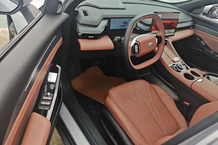 Used Geely Galaxy L6 2025 EM-i 140km Starship Edition
