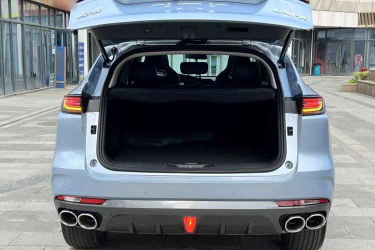 Used CHANGAN UNI-K 2021 2.0T Prestige Edition Trunk