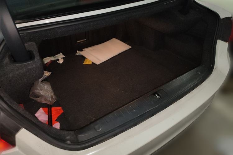 Used Geely Auto Emgrand GT 2016 2.4L Comfort Version
