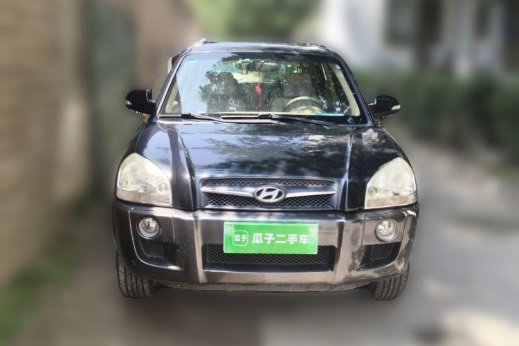 Used Hyundai Tucson 2009 2.0L Manual Two-Wheel Drive Fashion Edition