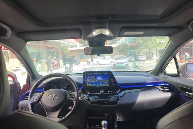 Used Toyota IZOA 2018 2.0L Yichi Version China VI Standard