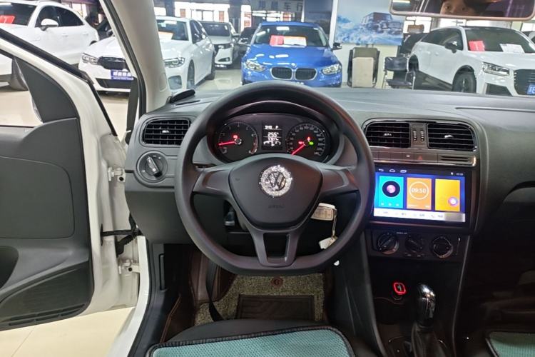Used Volkswagen Polo 2016 1.4L Automatic Trendy Model
