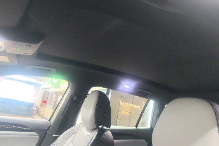 Used Volkswagen Tayron 2025 Tiguan L 380TSI 4Motion Luxury
