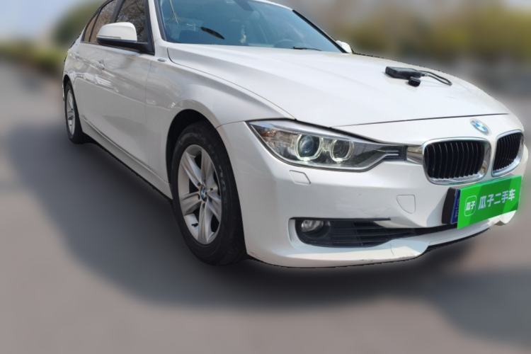 Used BMW 3 Series 2013 320i Sport Edition Front Right 45 Deg