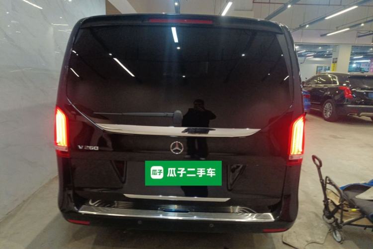 Used Mercedes-Benz V-Class 2020 V 260 Avantgarde Edition