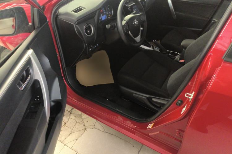 Used Toyota Levin 2017 Revised 185T CVT Elite Edition China V Standard Driver Seat