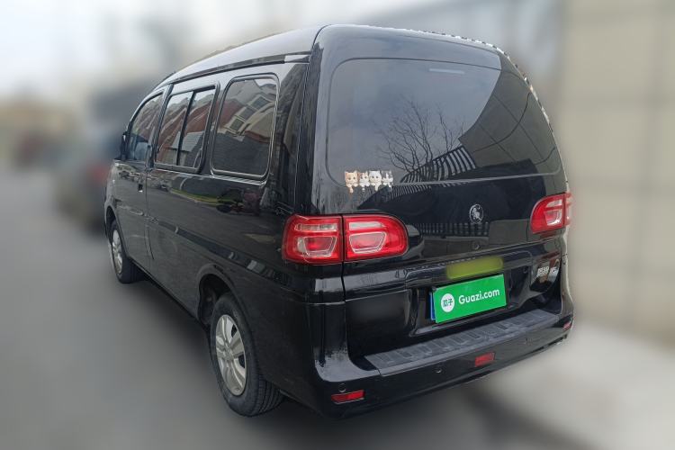 Used FORTHING Lingzhi 2023 M5 1.6L Practical Model 5 Seats
