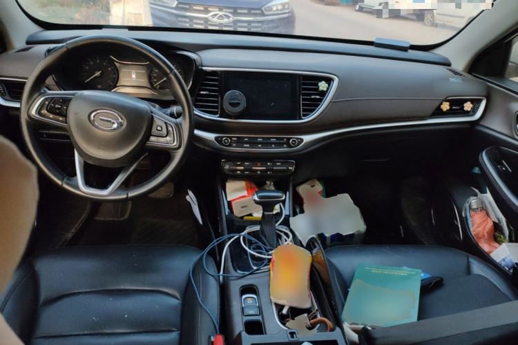 Used GAC Trumpchi GA4 2018 200T Automatic Luxury Edition Center Console