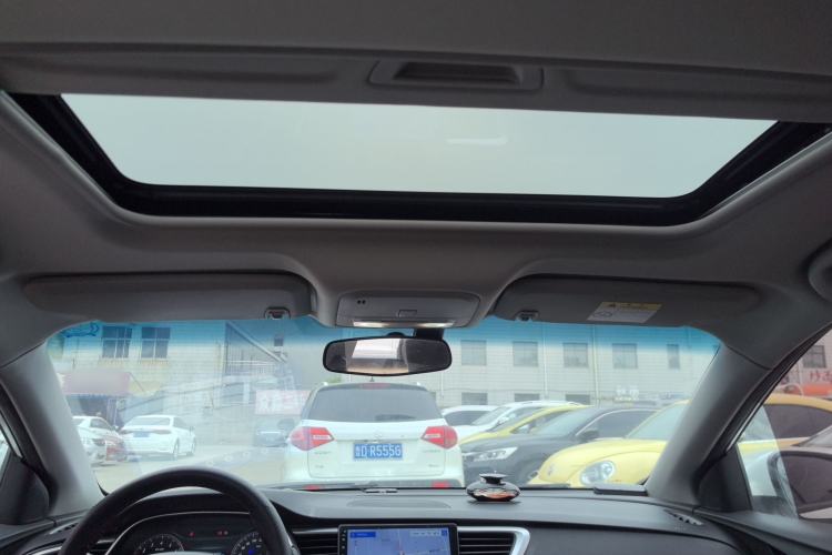 Used Buick GT 2018 18T Automatic Elite Model Headliner