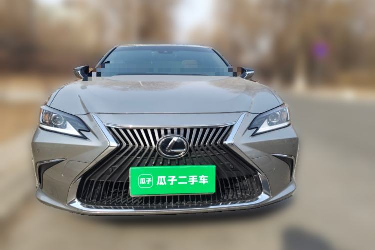 Used Lexus ES 2018 200 Excellence Edition China V Standard
