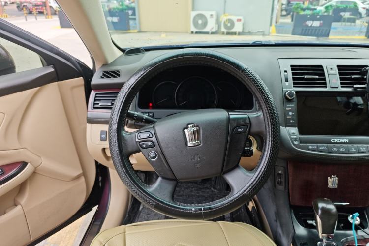Used Toyota Crown 2010 2.5L Royal Leather Sunroof Edition Steering Wheel