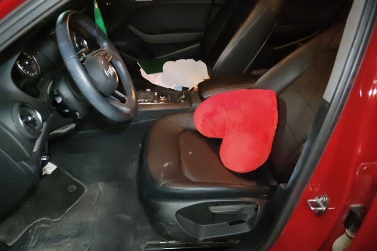 Used Audi A3 2020 Restyled Sportback 35 TFSI Entry-Level China VI Emission Standard Left Front Seat