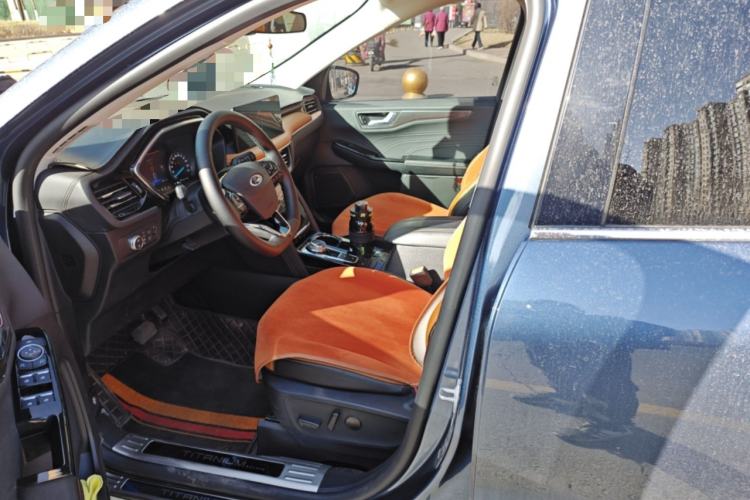 Used Ford Escape 2020 EcoBoost 245 Two-Wheel-Drive Titanium Edition Left Front Seat