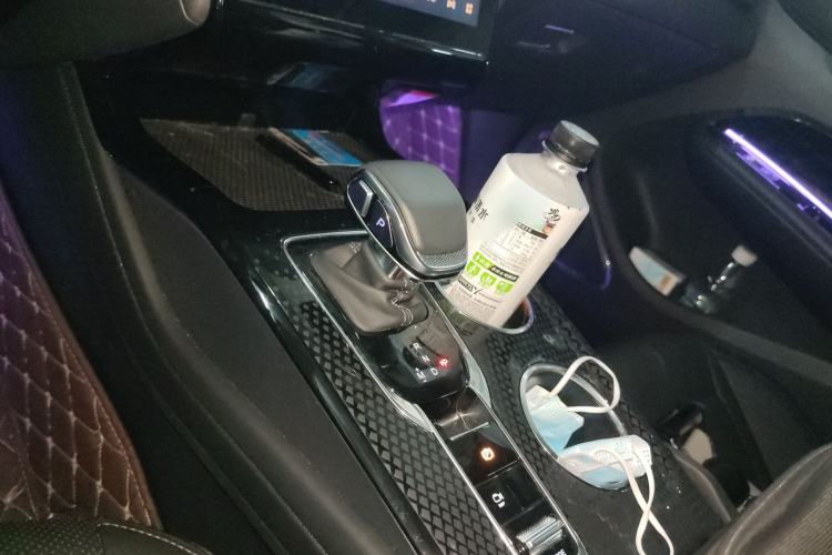 Used Hongqi HS3 2023 1.5T Two-Wheel Drive Shanwei Edition
