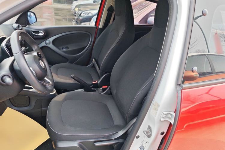 Used smart forfour 2018 1.0L 52kW Passion Edition
