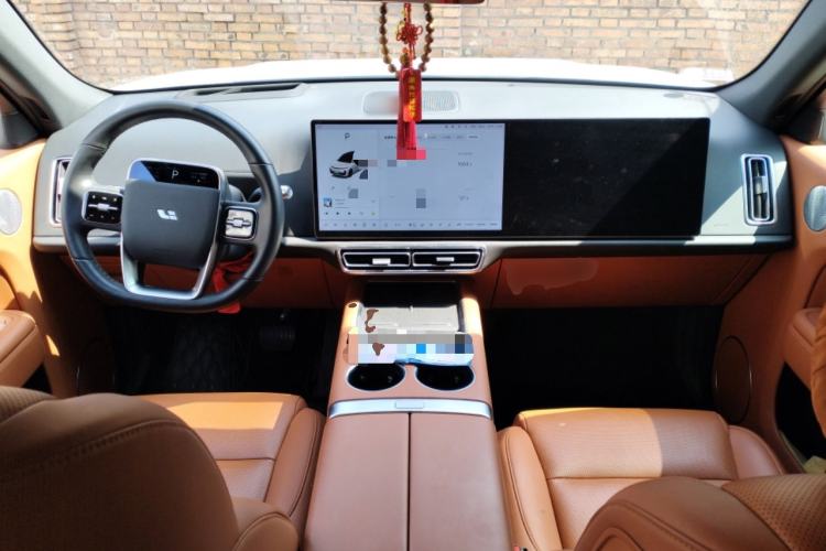 Used Li Auto L7 2023 Air model
