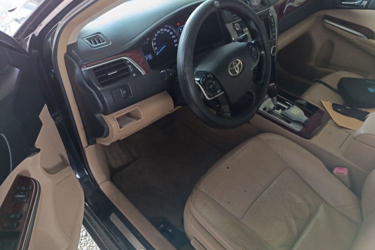 Used Toyota Camry 2012 2.5G Luxury Edition
