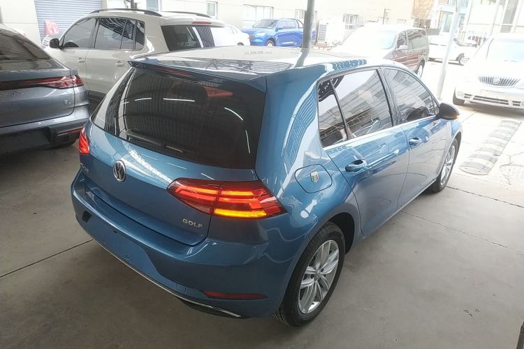 Used Volkswagen Golf 2018 1.6L Automatic Comfort Model Rear Right 45 Deg