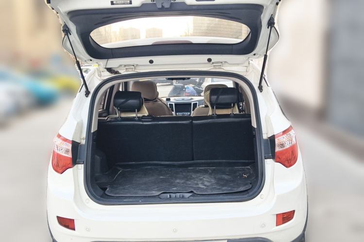 Used Changan CS35 2015 1.6L Manual Luxury Model China V Standard
