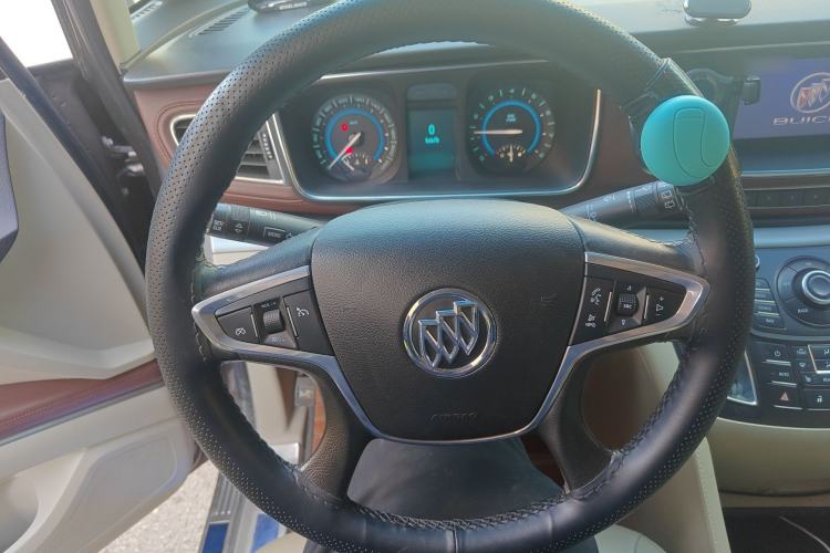 Used Buick GL8 2014 3.0L GT Luxury Business Haoya Edition