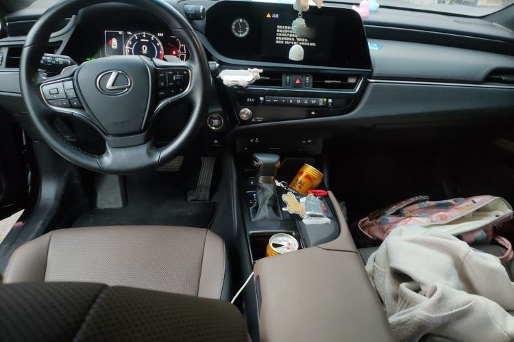 Used Lexus ES 2021 200 Excellence Edition
