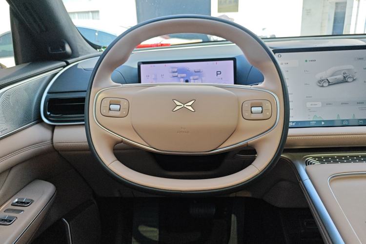 Used XPeng G9 2025 725 with Ultra-Long Range Max