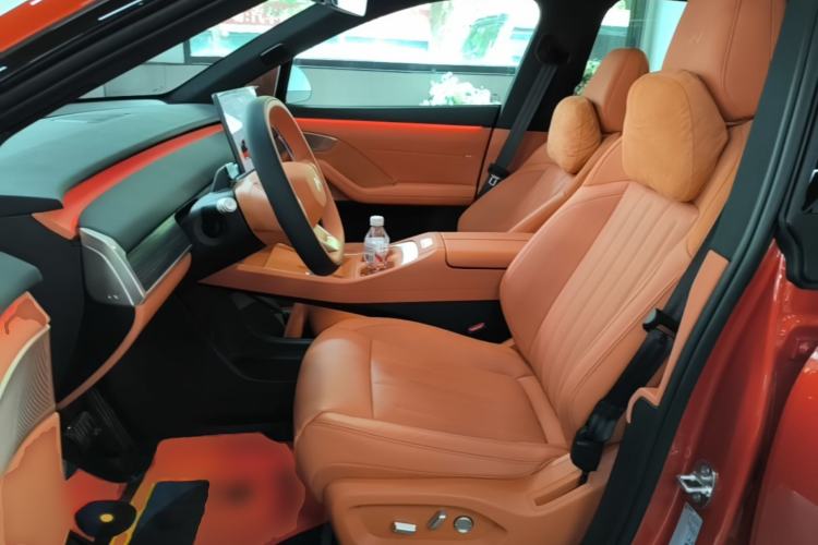 Used ONVO L60 2025 Model—60 kWh Rear-Wheel-Drive Version Left Front Seat