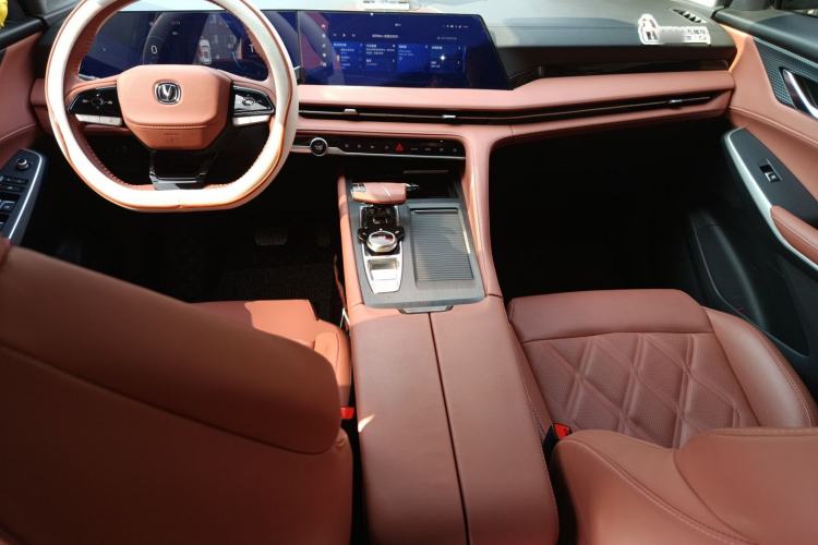 Used CHANGAN CS75 PLUS 2023 3rd Generation 1.5T Automatic Prestige Model
