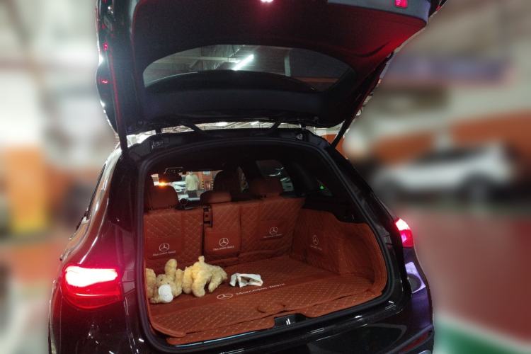 Used Mercedes-Benz GLC 2025 Refreshed GLC 300 L 4MATIC Dynamic Version 5 Seats Trunk