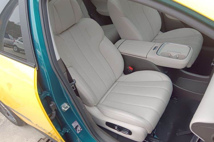 Used AION UT 2025 420 Prestige Edition
