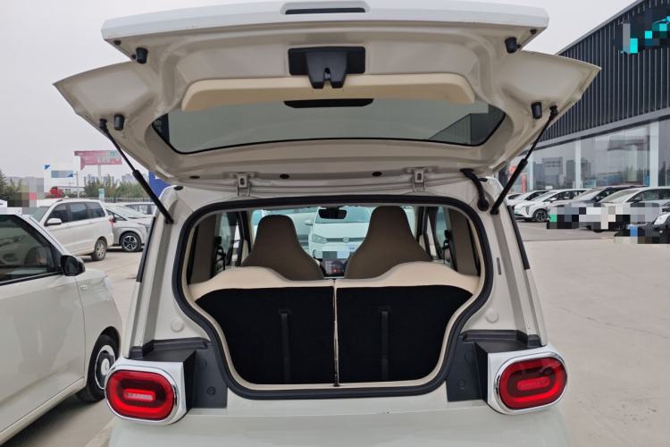 Used Wuling Hongguang MINIEV 2024 3rd Generation 215km Advanced Version
