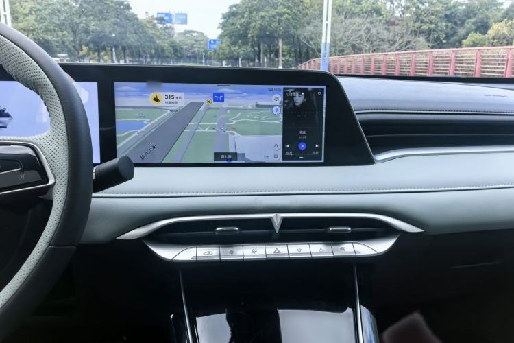 Used Venucia V DD-i 2023 110 km iE Version