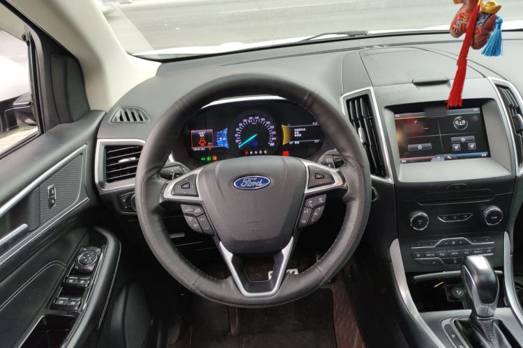 Used Ford Edge 2015 2.0T GTDi Two-Wheel-Drive High-Line Version